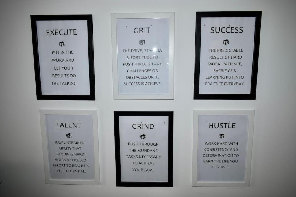 Tottenham Hotspurs Stays At The Gascoigne Suite ロンドン エクステリア 写真