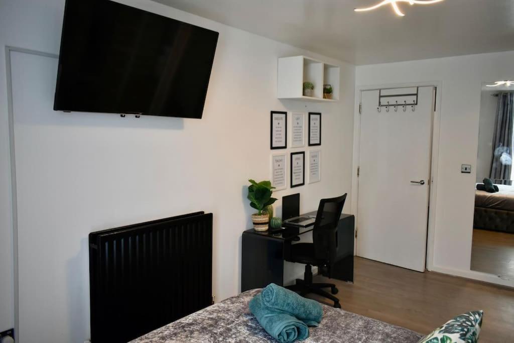Tottenham Hotspurs Stays At The Gascoigne Suite ロンドン エクステリア 写真